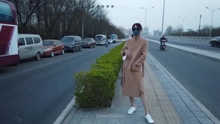 瑶瑶S686高颜值苗条短发妹和炮友啪啪，白色丝袜特写口交骑坐自己动后入猛操