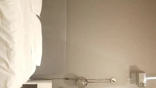 小马寻欢，今晚无套内射良家足浴妹，肤白貌美，贪恋钱财和这大鸡巴，香艳刺激必看