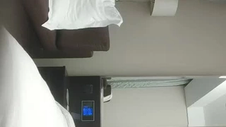 极品骚浪美少女【颜射颜射女神】和闺蜜一起伺候学长玩双飞 翘起两丰臀后入挨个操 叠罗双