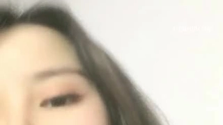 高校女大学生，清纯可人