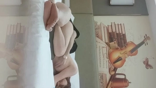 姑姑家的姐姐帮助我