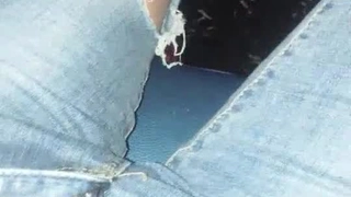 西班牙情侣与他们的女佣享受狂野的三人行