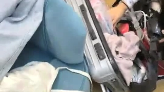 曲线优美的巴西学生沉迷于热辣的女同性恋遭遇
